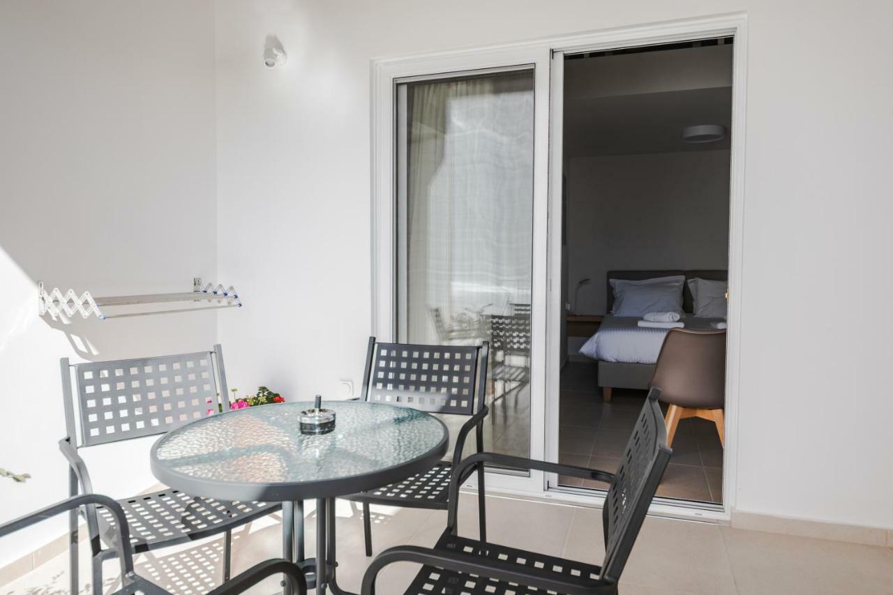 Stylish Studio Apartment - 8F House Kalamata Exterior foto